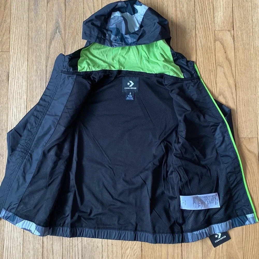 NWT Converse Camouflage/Camo Color Block Windbreaker Jacket (Size S)